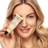 Correcting and adapting luxury foundation 